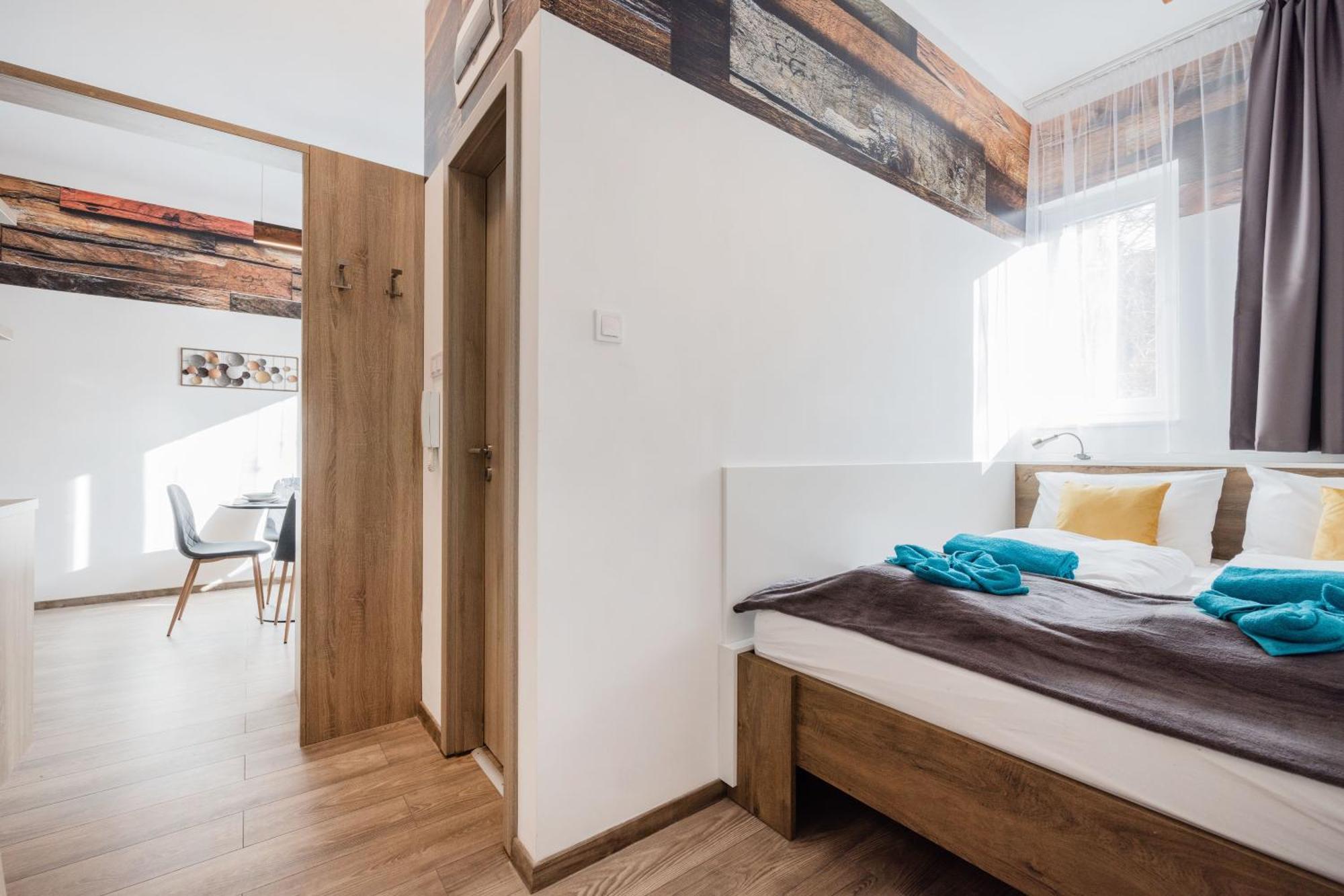 Elemental Retreats - Wood & Water Studios Budapest Eksteriør billede