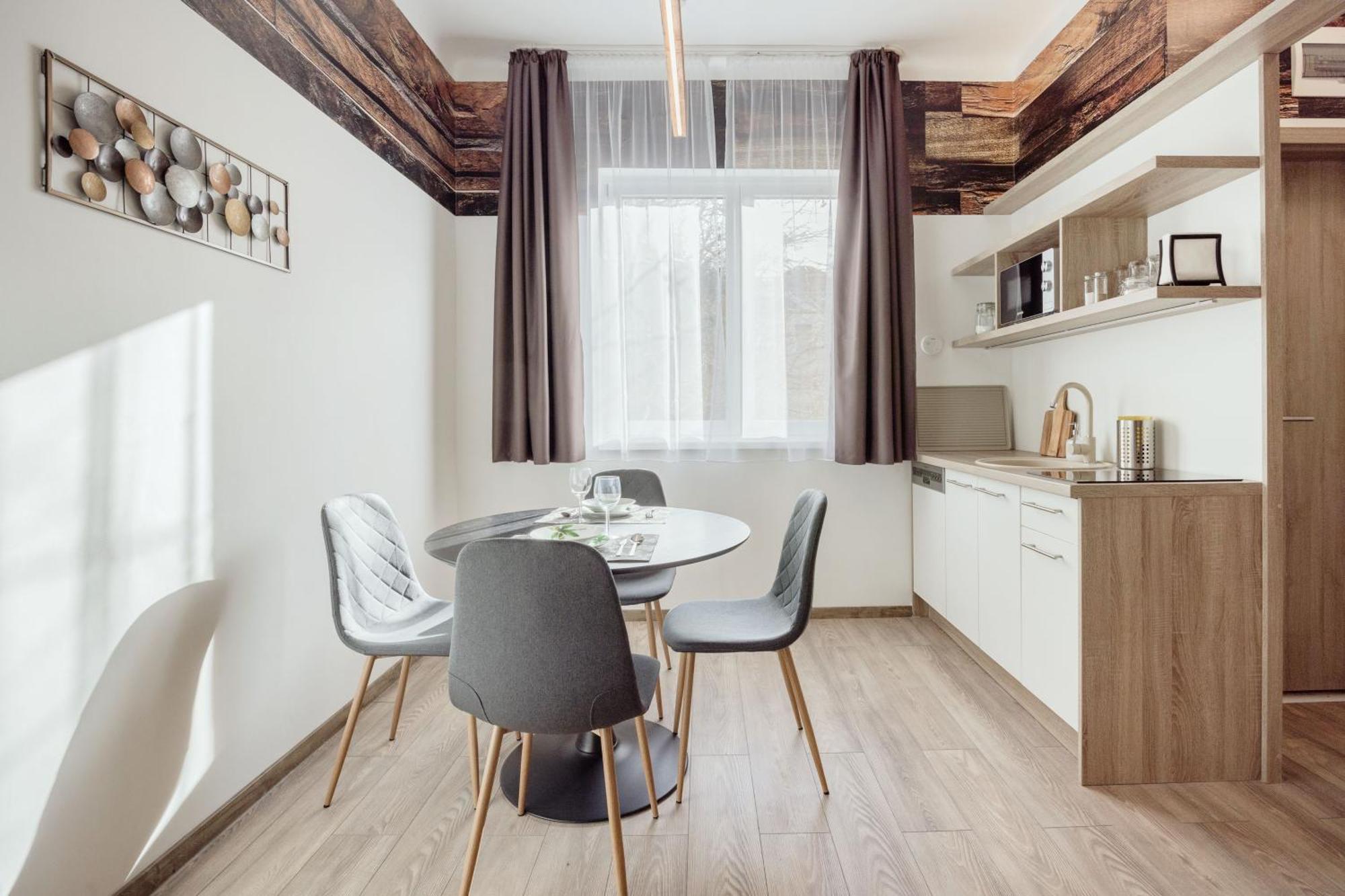 Elemental Retreats - Wood & Water Studios Budapest Eksteriør billede